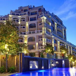 https://la-mer-luxury-apartments-golden-sands.goldensandshotels.net