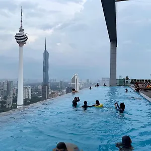 Apartment Faced Platinum Klcc, Kuala Lumpur